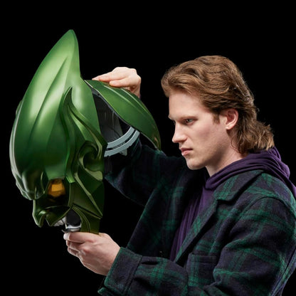 Hasbro MARVEL Marvel Legends Series Green Goblin Premium Roleplay Helmet, Spider-Man: No Way Home Adult Collectible Roleplay Gear F9111 Authentic Product