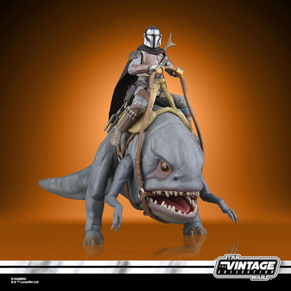 Star Wars Vintage Collection Blur & The Mandalorian, The Mandalorian 3.75" Collectible Action Figure 2-Pack