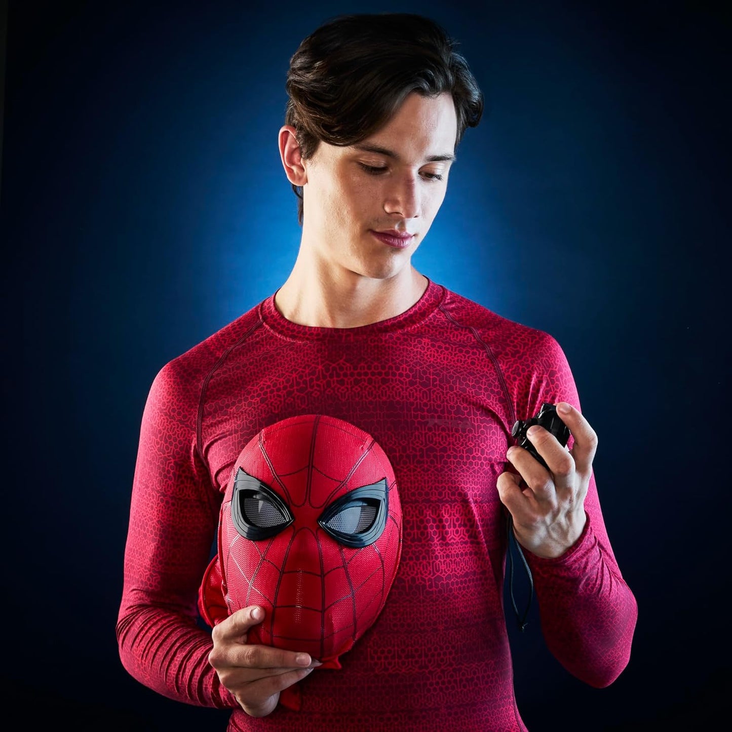Hasbro Marvel Legends Series "Spider-Man: Homecoming" Electronic Mask with Changing Expression, Premium Interactive Role Play Gear (For Adults) G0633 Genuine Product