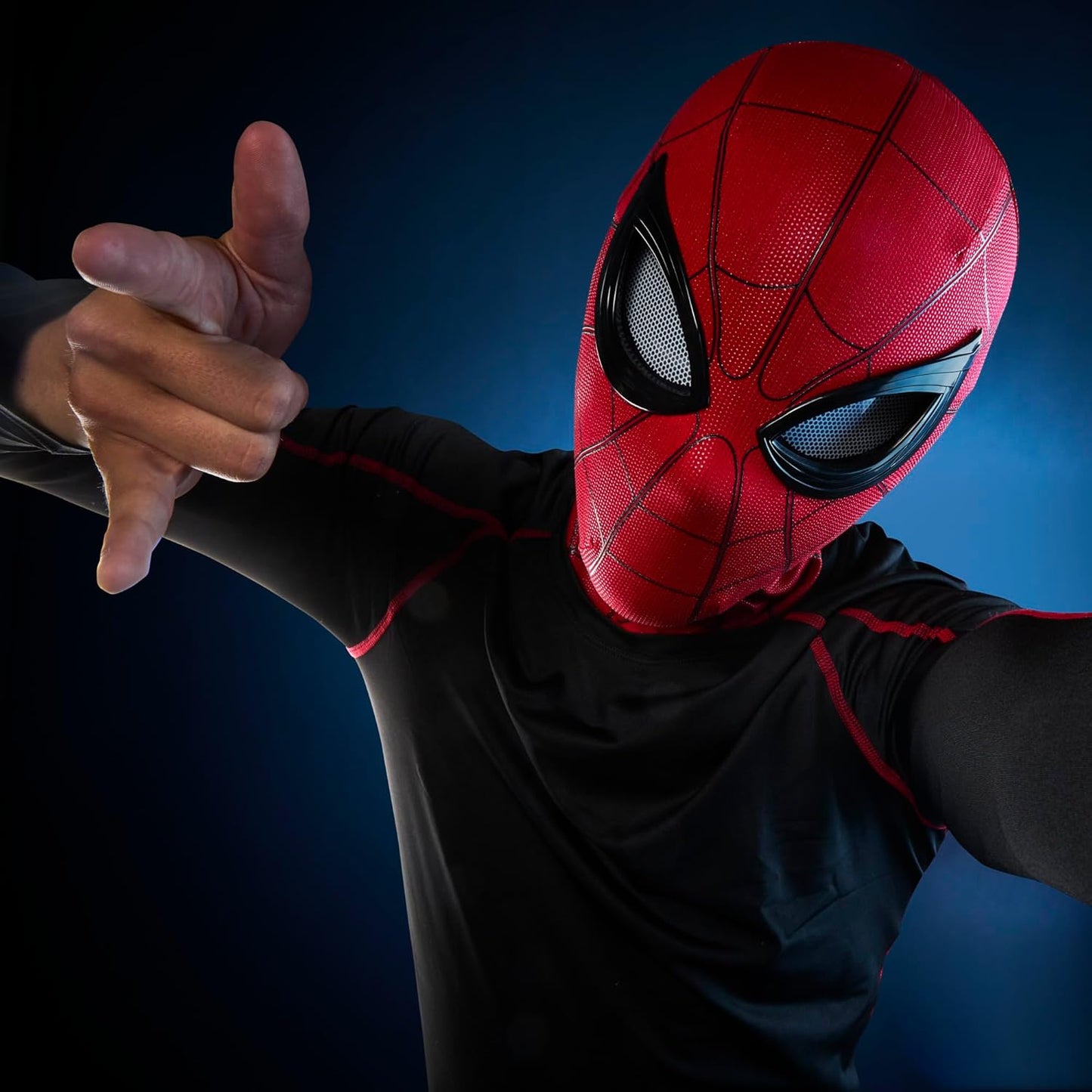 Hasbro Marvel Legends Series "Spider-Man: Homecoming" Electronic Mask with Changing Expression, Premium Interactive Role Play Gear (For Adults) G0633 Genuine Product